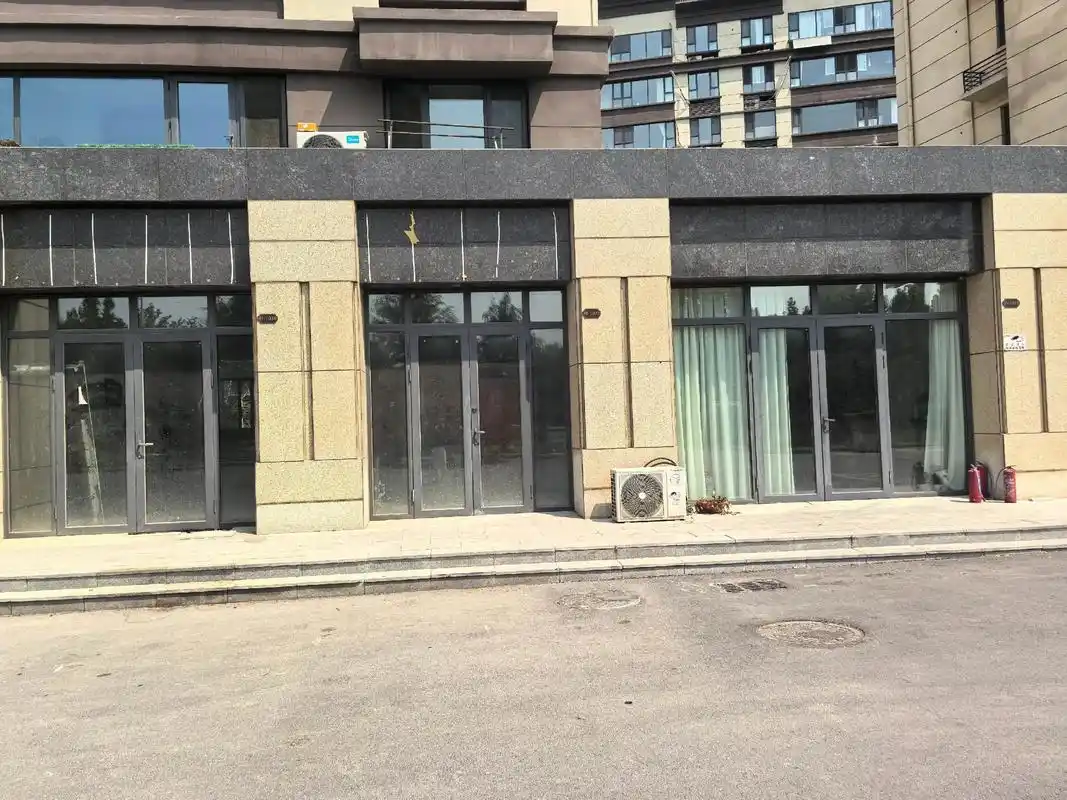 合浦县廉兴雅苑农贸综合市场招租